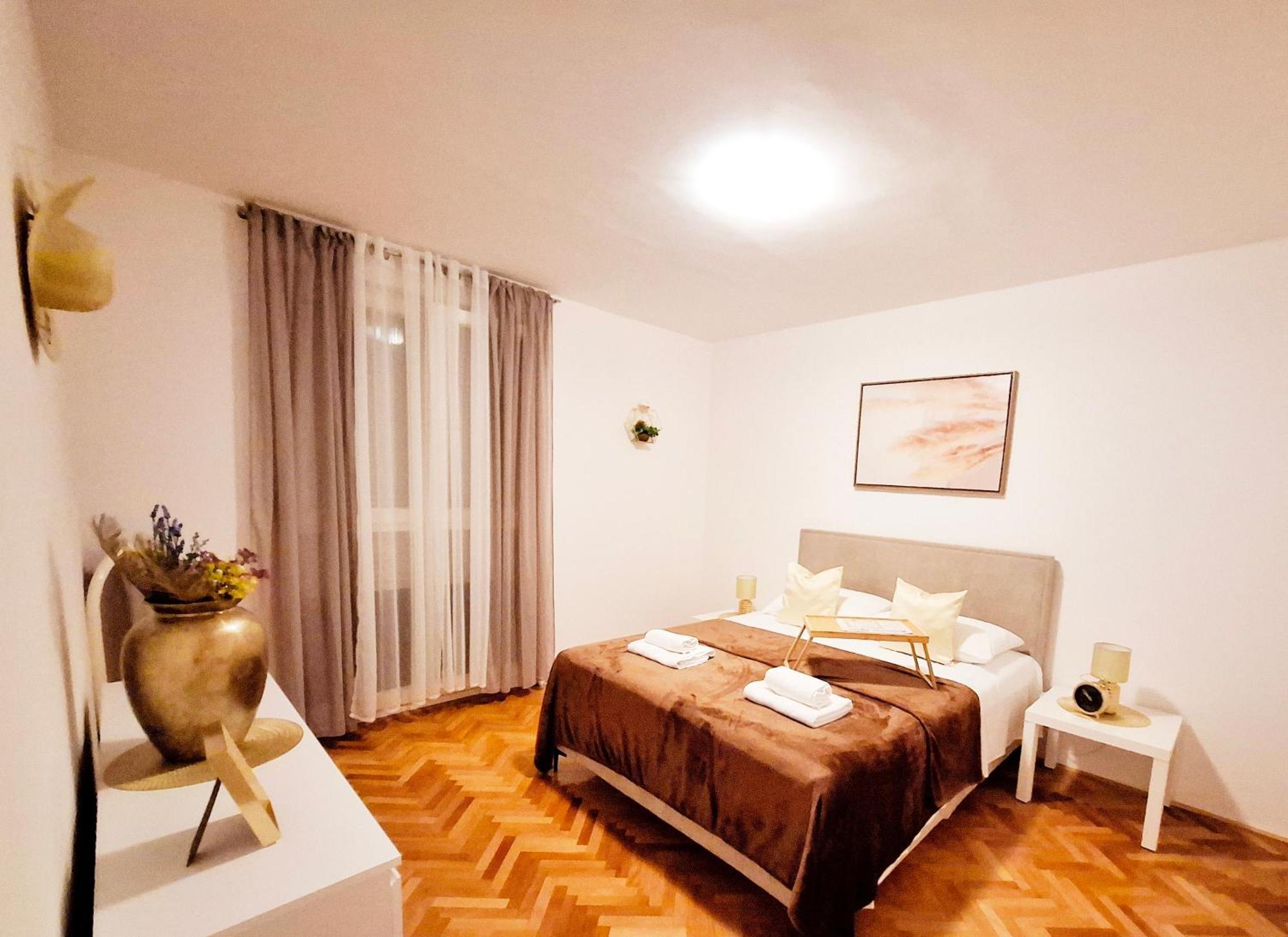 Apartman Golden Star Σπλιτ Εξωτερικό φωτογραφία