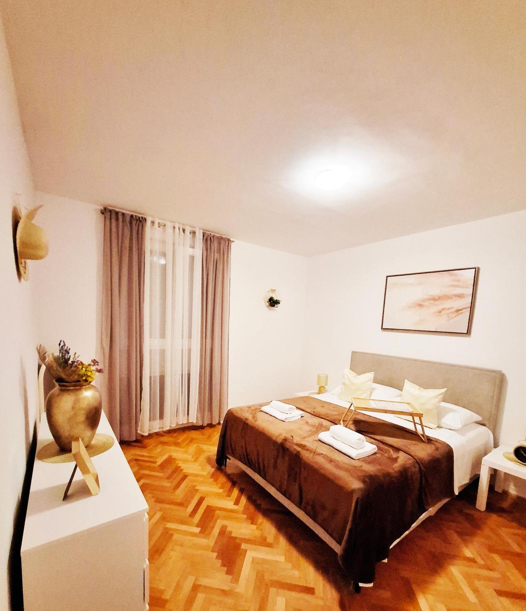 Apartman Golden Star Σπλιτ Εξωτερικό φωτογραφία